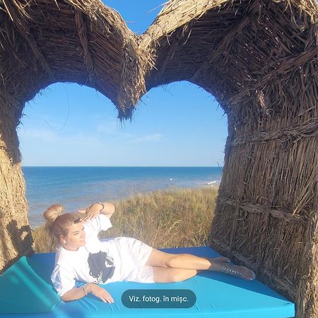 Breathe Hotel Vama Veche Bagian luar foto