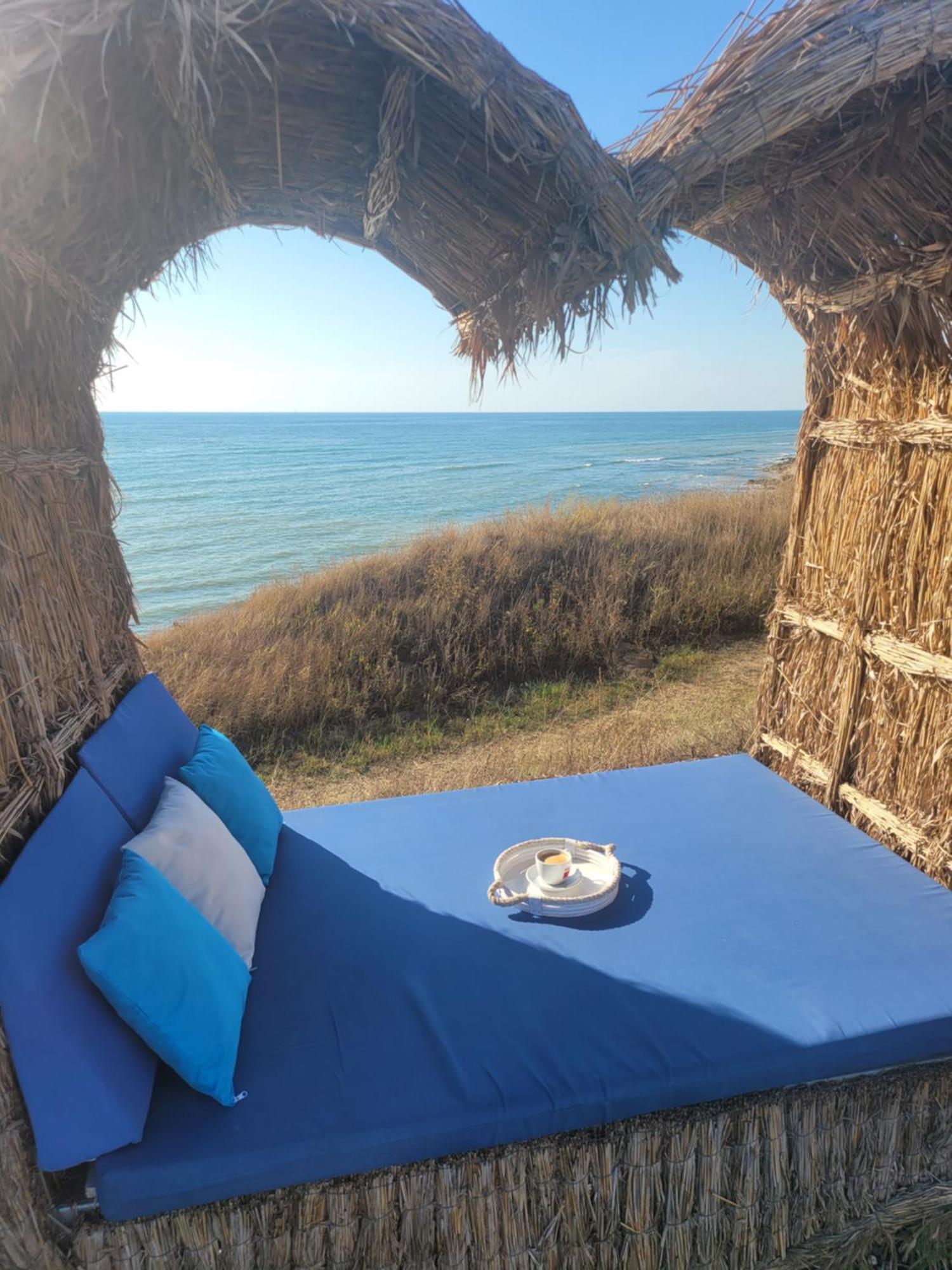 Breathe Hotel Vama Veche Bagian luar foto