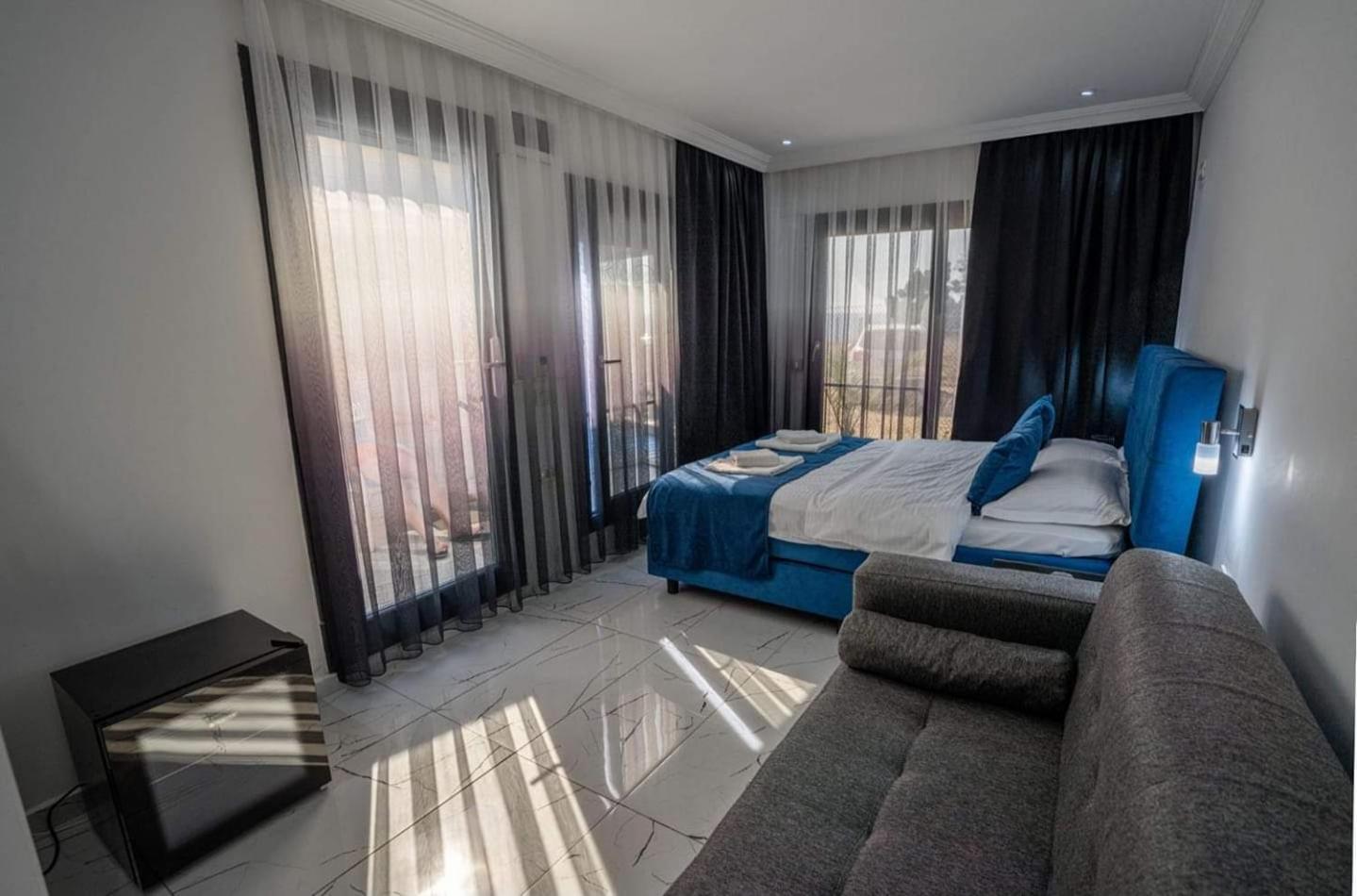 Breathe Hotel Vama Veche Bagian luar foto